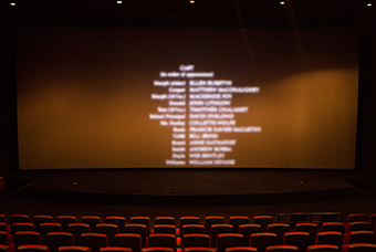 bifa必发官网国际党委组织召开《长津湖》观影活动